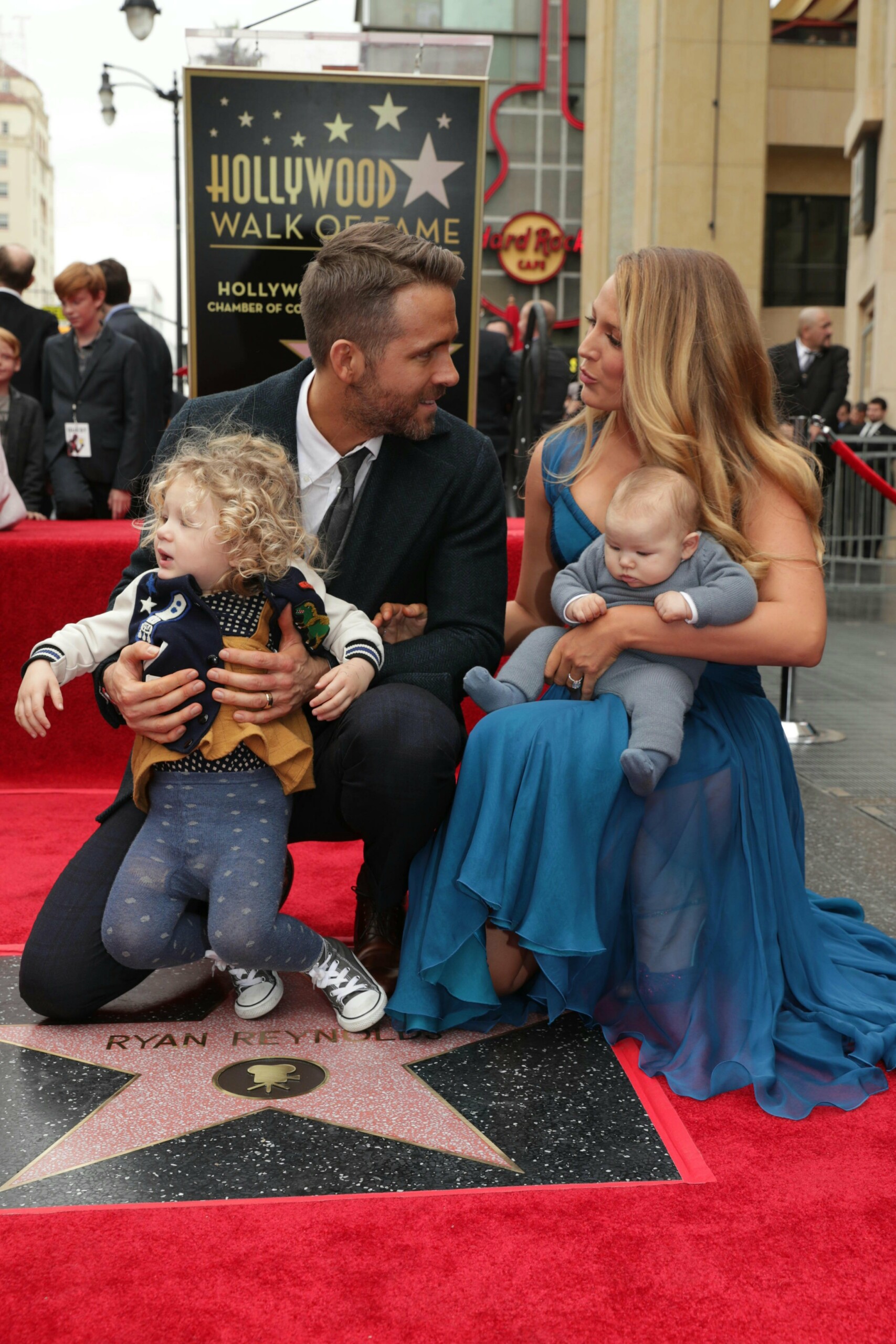 ryan-reynolds-shares-whether-or-not-his-kid’s-name-is-revealed-on-taylor-swift’s-new-album